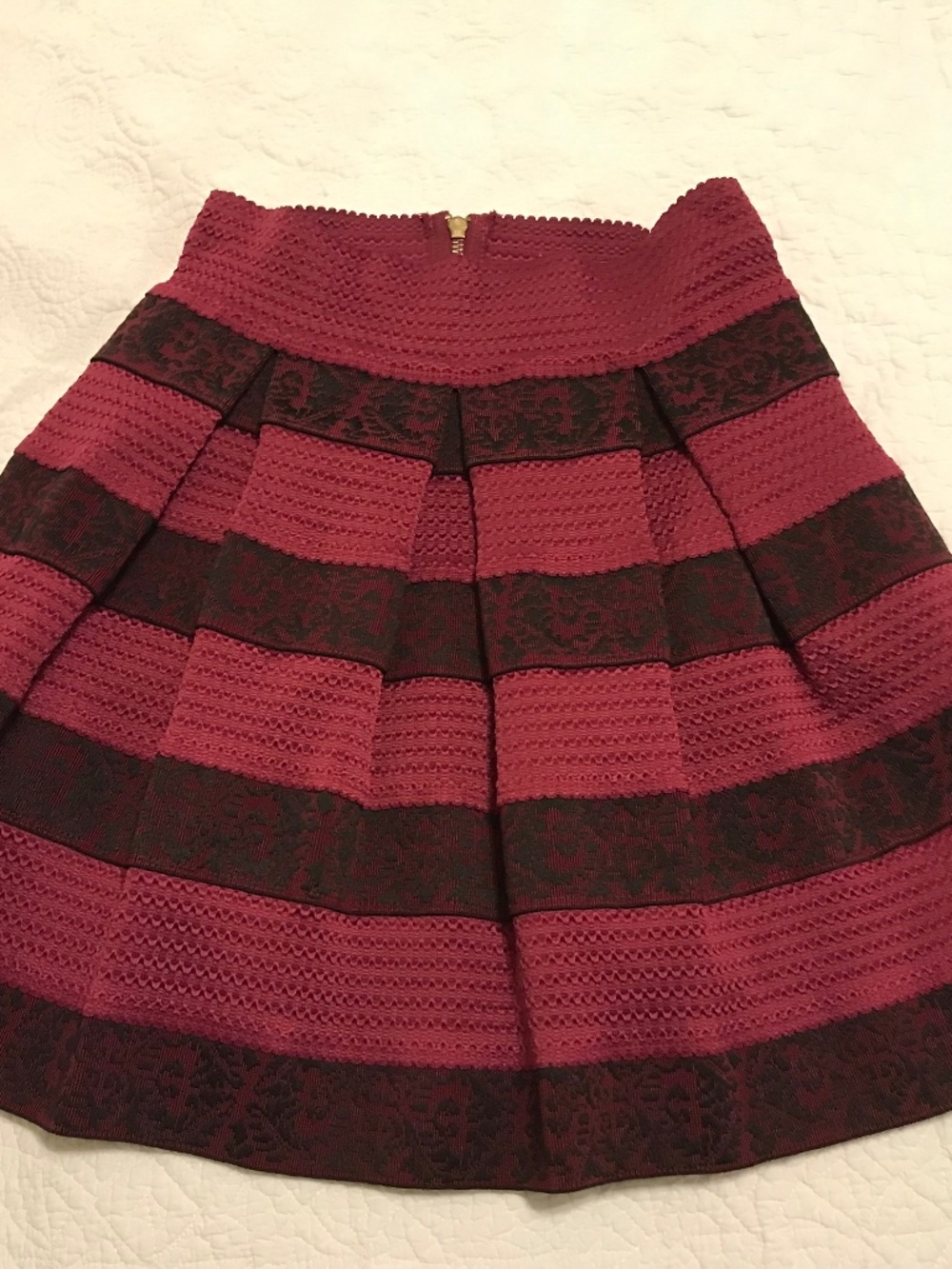 Miami a-line pleated maroon textured striped miniskirt with animal print (M)